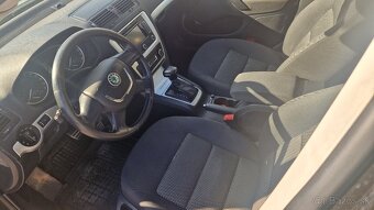 Octavia scout 2 tdi dsg 4x4 - 5