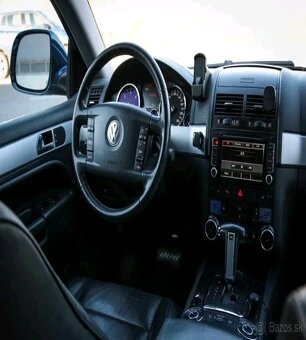 Wolsvagen Touareg 3.0 - 5
