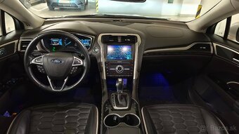 Ford Mondeo hybrid - 5