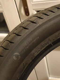 Michelin 205/55 R19 97V letné - 5