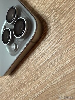 Predam Iphone 15 Pro Max 512Gb, kompletne balenie, vizualne - 5