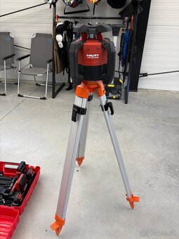 Rotačný laser hilti - 5