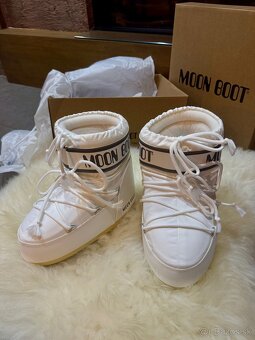 Moon boots - 5