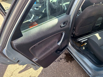 Ford Mondeo Combi 2.0 TDCi Ghia - 5