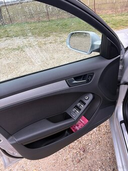 Predám Audi a4 avant 2012 -2.0tdi 130 kw - 5