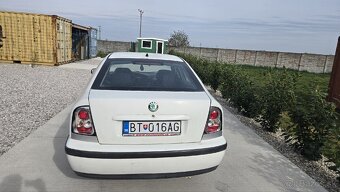 Škoda octavia 1.6 benzin - 5