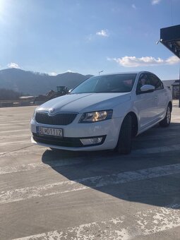 Škoda Octavia 1.6 TDi 4x4 - 5