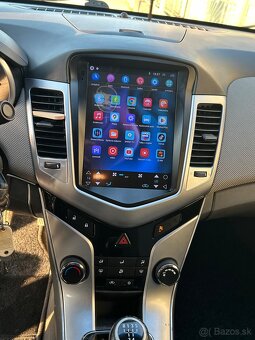 Chevrolet Cruze LS 1.8 - 5