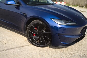 Tesla Model 3 Performance AWD 461 kW - 5