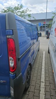 Opel Vivaro 2.5 CDTI - 5