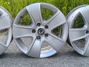 Elektróny Škoda Octavia II facelift model Crateris 5x112 R16 - 5