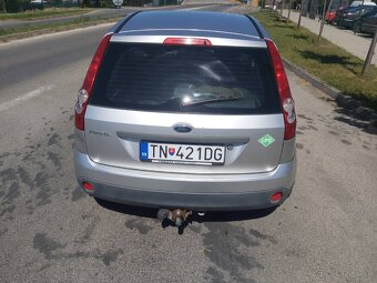 Ford Fiesta - 5