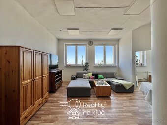 Na prenájom zariadený 2-izbový ateliérový byt Komárňanská ul - 5