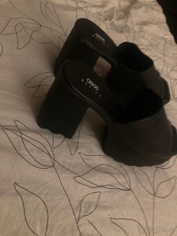 Šlapky / Sandále na podpädkoch - 5