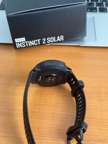 Garmin Instinct 2 Solar Tactical - komplet balenie - 5