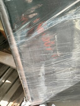 Posteľ s čelom, s matracom rozmerov 140200 cm predám. - 5