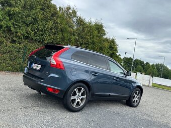 Volvo XC60 D5 (151kW) AWD Momentum Geartronic - 5