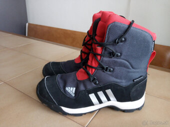 Zimna detska sportova vodeodolna obuv ADIDAS. - 5