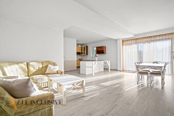 ALL INCLUSIVE | NA PREDAJ 5-IZBOVÝ RODINNÝ DOM VO VEĽKEJ PAK - 5