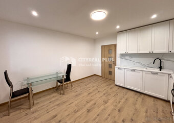 Ponúkame Vám na prenájom veľký 1 izbový byt v Nových Zámkoch - 5