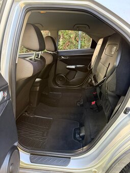 Honda Civic 1.8 VTEC 103kW 8. generácia - 5