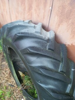 Traktor gumy 16,9/14-34 Zetor - 5