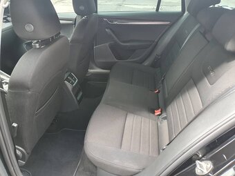 Škoda Octavia Combi SCOUT 2.0 TDI DSD 4x4 - 5