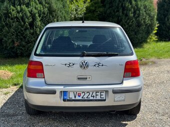 Volkswagen Golf 4 1.6 - 5
