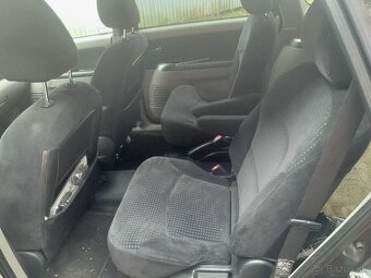 Mitsubishi Grandis 2.0 DID - 5