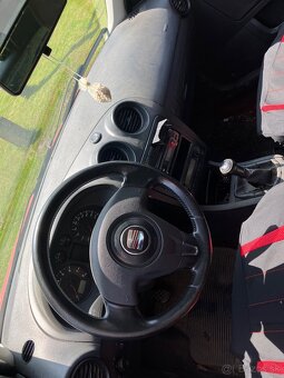 Seat ibiza 1.4 - 5