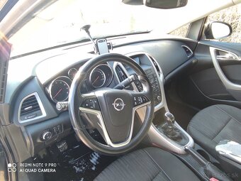 Opel Astra J 1.4 - 5