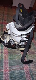 Lyže a lyžiarky - 5