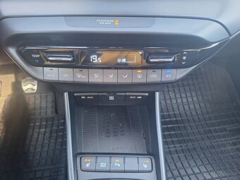 Hyundai Bayon 1.0 T-GDi Play 15 990 € - 5