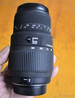 Nikon D5000 + Objektív Sigma 70-300 DG .makro Pre Nikon - 5
