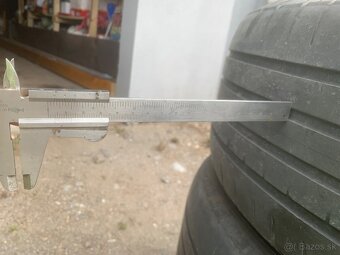 Letné pneu 235/50r18 - 5