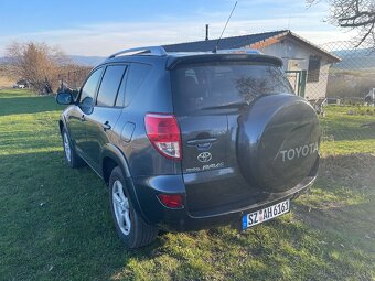 Toyota RAV4 2,2 D-4D 180 Sol 130kW - 5