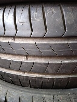 195/60r15  VOYAGER - 5