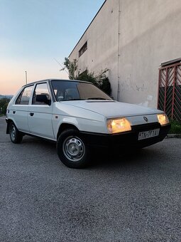 Škoda Favorit 135L - 5