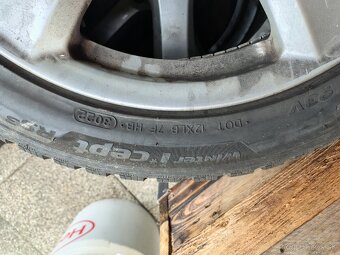 205/50 R17. - 5