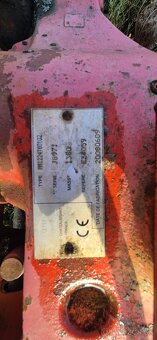 Otočný pluh Kuhn - 5