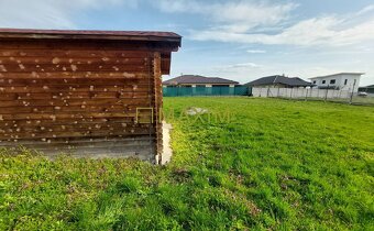 Ponúkame na dlhodobý prenájom pozemok na ulici Vavrinecká v  - 5