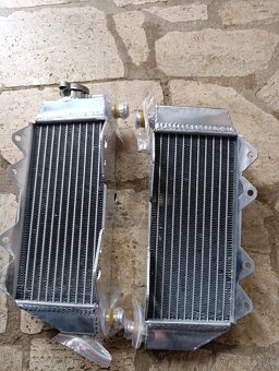 Predám diely Yamaha YZ 250 - 5