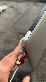MacBook Air 13" (A1466, 2015) – i5, 8GB RAM, 128GB - 5