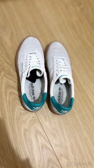 Adidas 3mc vel 42 2/3 - 5
