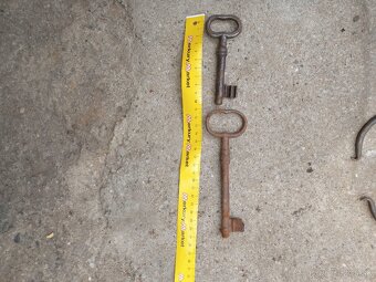 2 staré kľúče - 5