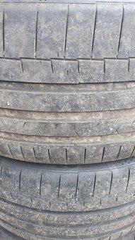 285/35 R23 continental - 5