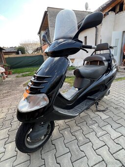 Piaggio Super Hexagon 180gtx - 5