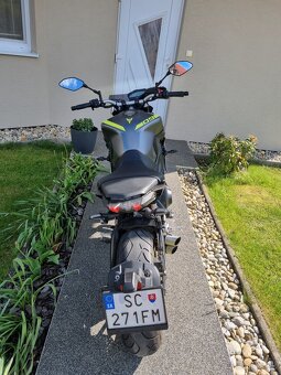 Yamaha MT 09 - 5