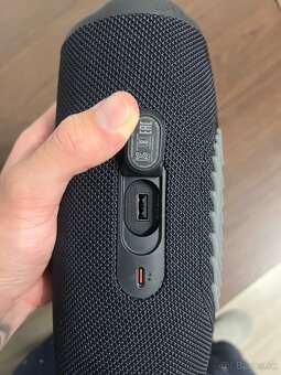 JBL Charge 5 - TOP STAV - 5