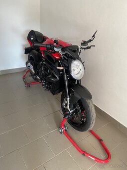 MV Agusta Brutale 800 - 5